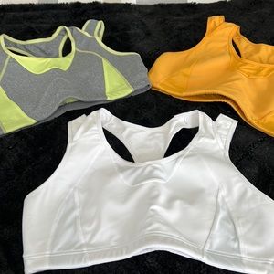 Set of three high impact sports bras